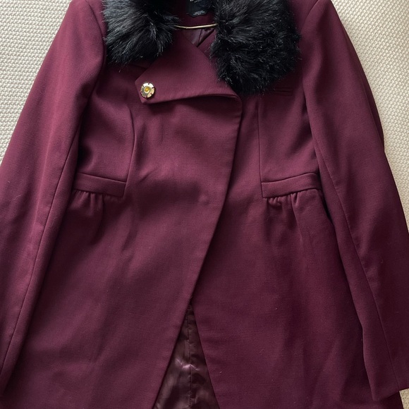 Bebe Faux Fur Collar Burgendy Coat - Picture 14 of 16